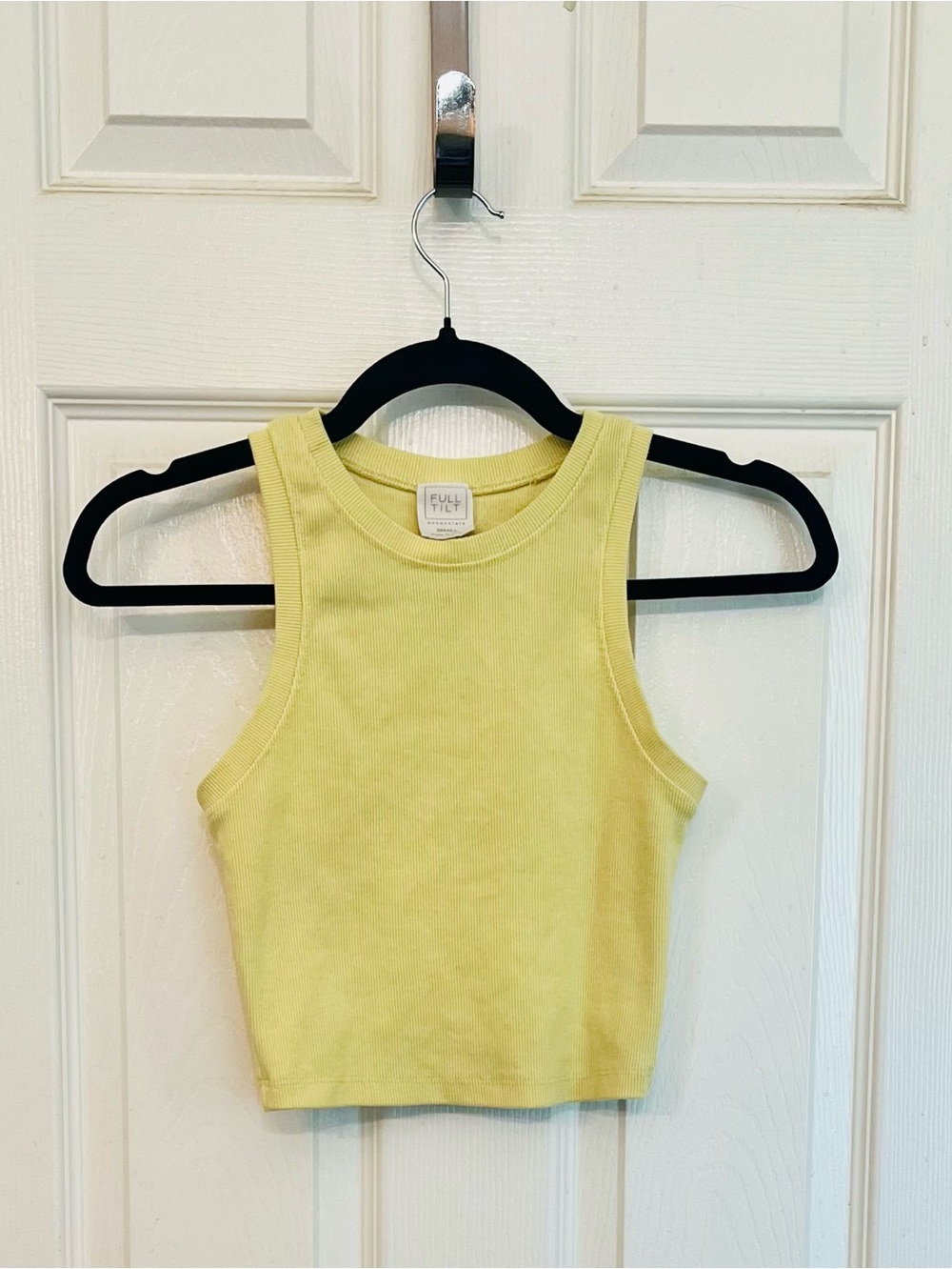 Full Tilt Essentials Yellow Ribbed Racerback Crop Tank Size Small GUC